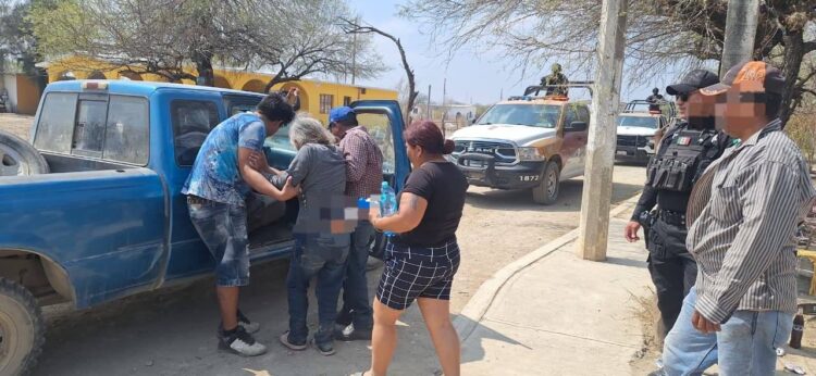En la maleza, la GE encuentra deshidratada a adulta mayor extraviada en Hidalgo y la lleva al IMSS
