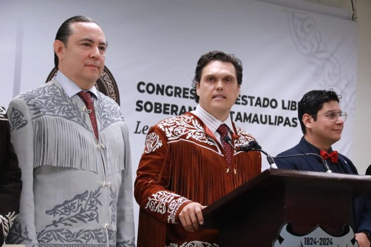 El Congreso se sigue ‘encuerando’: ‘Habrá consecuencias para alcaldes que no justifiquen el gasto público’