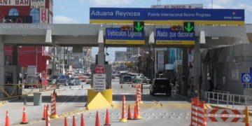 Procesan a 2 agentes migratorios por extorsionar a paisanos en Tamaulipas; intervino la presidenta CSP