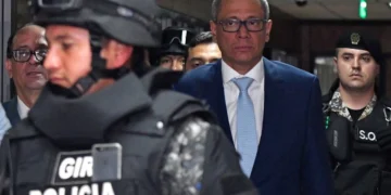 El presidente de Ecuador Daniel Novoa está dejando morir en la cárcel al ex vicepresidente Jorge Glas