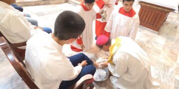 Preside el obispo  de Victoria lavatorio de pies en Catedral del Sagrado Corazón de Jesús
