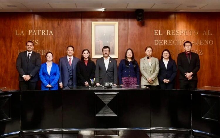 Egresados de la UAT se integran al Órgano de Administración Judicial de la Federación