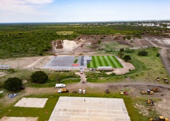 Avanza construcción y remodelación de canchas de futbol en Ciudad Victoria