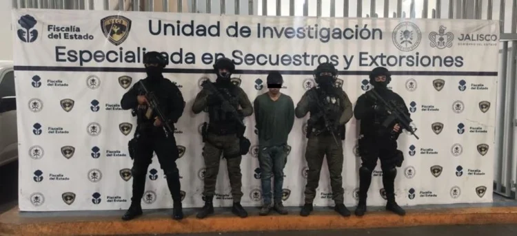 Fuerzas federales y estatales rescatan en Jalisco a ciudadano de EU a solicitud de apoyo del FBI