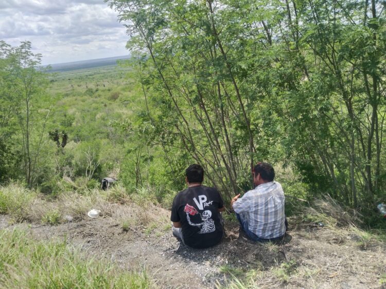 Un vehículo cae a una pendiente en área de Cruillas y deja un lesionado y daños materiales