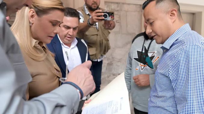 Acaba el ‘show’: Con agentes, la FGR cita a declarar a la gobernadora panista de Chihuahua por el caso CIA