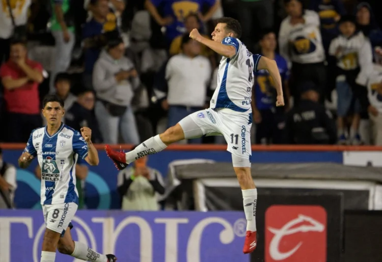 Pachuca aprovecha displicencia de a Pumas y le gana 1-0 juego de ida de semifinales de la Liga Mx