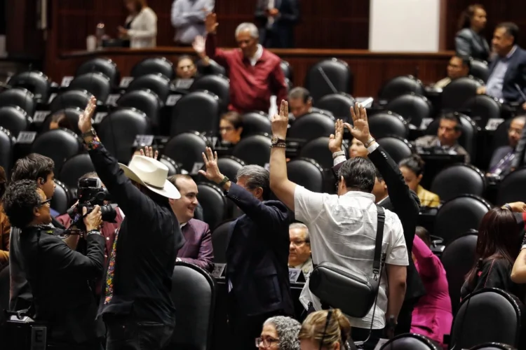 Retira Morena dictamen de reforma para anular elecciones por injerencia extranjera; se aplicará hasta el 2030