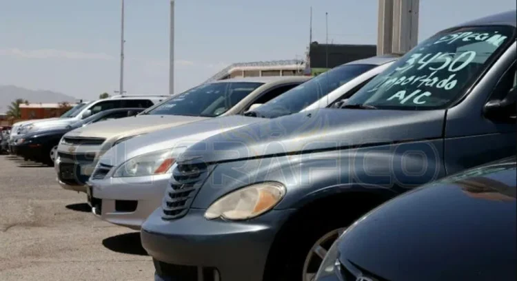 Miles de propietarios de autos ‘chocolate’ sin título original piden regularización en Tamaulipas