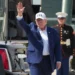 Amaga Trump con demanda multimillonaria a The New York Times por traición al defender a Irán
