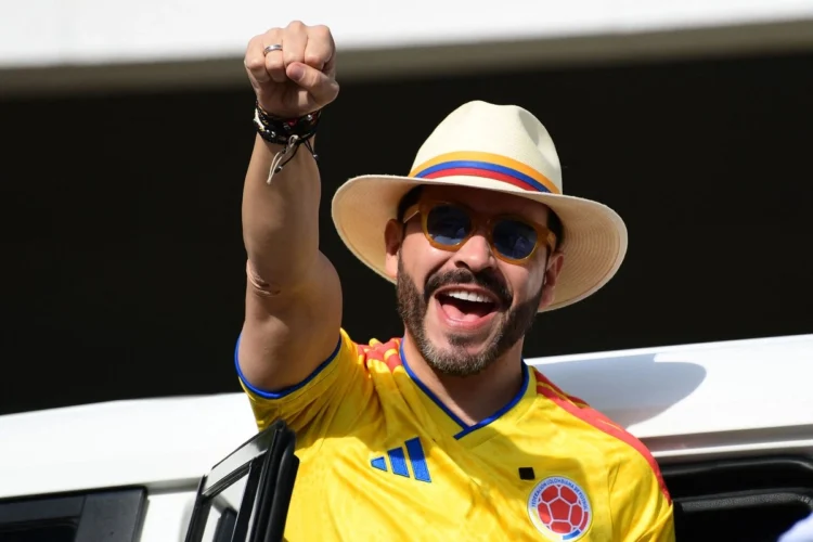 Colombia: Sin resultados oficiales el derechista De la Espriella se declara ganador porque Trump ya lo felicitó