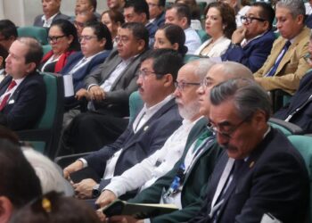 El rector de la UAT fortalece lazos en sesión nacional de la ANUIES