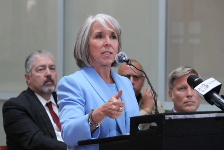 Gobernadora de Nuevo México demandará a la DEA por estrategia fallida que dejó pasar cargamentos de fentanilo