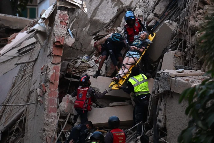 Un sismo de magnitud 7.1 sacude este miércoles a Venezuela; se temen más replicas