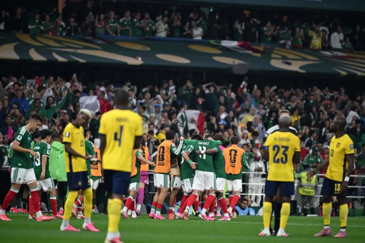 Juego México vs Ecuador bate récord de audiencia con 60 millones de espectadores, sin contar plazas públicas