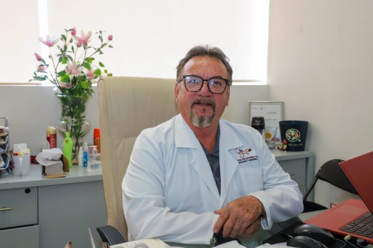 “Si tú no puedes, nosotros vamos”, llevan prevención del cáncer de mama a los centros laborales 