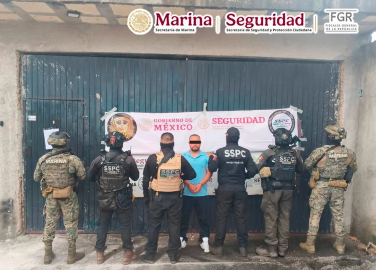 Capturan en Nayarit al ‘M4’, presunto operador del CJNG, junto con siete gatilleros más