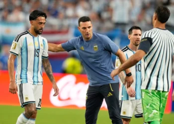 Vaya susto: Argentina gana con apuros 3-2 a Cabo Verde en tiempo extra