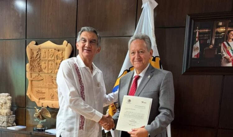 Intenta AVA poner fin a ‘metástasis’: Designa al Jefe de su Oficina como nuevo titular de la Secretaría de Salud