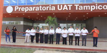 Inaugura Américo Preparatoria Tampico de la UAT; destaca consolidación de la universidad