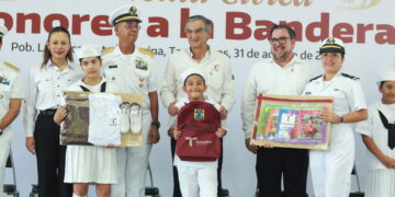 Arranca AVA ciclo escolar 2026-2027 con apoyos por más de 354 mdp para estudiantes 