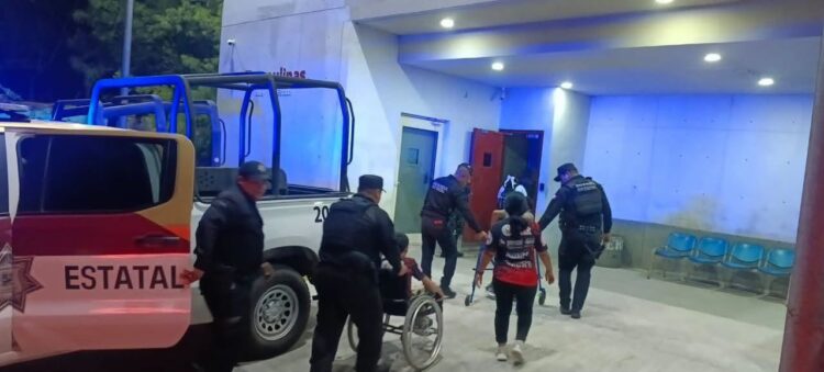 La GE auxilia a menores con discapacidad durante trayecto de autobús varado en tramo Victoria-Reynosa