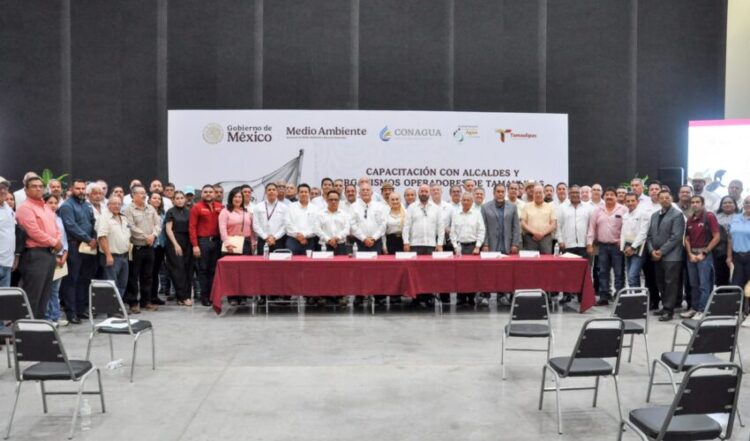 Capacitan a municipios sobre programas federales y medición de aguas nacionales