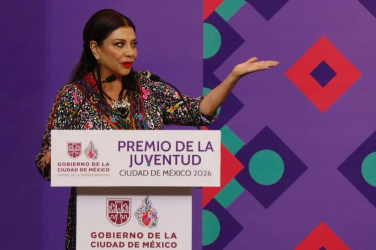 Clara Brugada celebra respaldo de CSP a López Beltrán y repudia apoyo de la derecha a injerencia extranjera