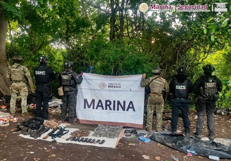 Autoridades federales detienen presuntos infractores de la ley y aseguran armamento en Sinaloa 