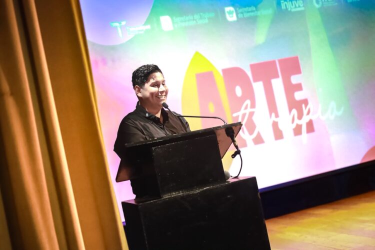 Presenta Injuve taller “Espacio Creativo” 