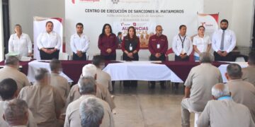 Lleva IDPET atención jurídica a adultos mayores en CEDES de Reynosa y Matamoros