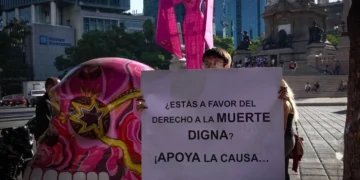 La Cámara de Diputados recibe iniciativa para garantizar en México la muerte asistida y cuidados paliativos