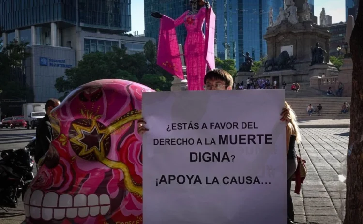La Cámara de Diputados recibe iniciativa para garantizar en México la muerte asistida y cuidados paliativos