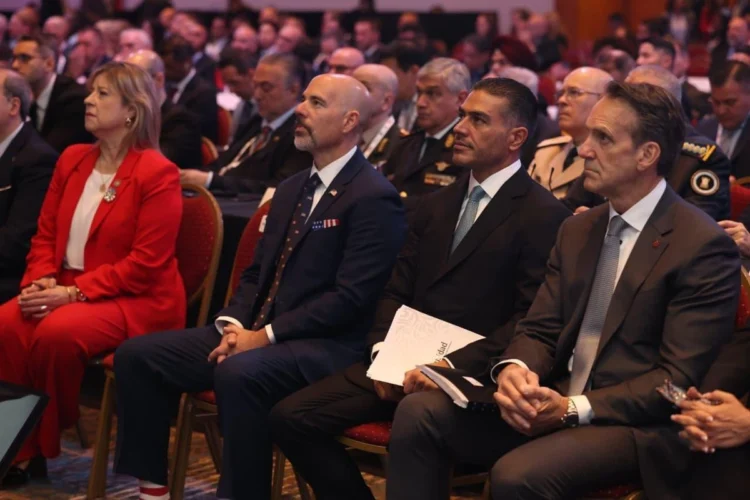 Harfuch calla bocas: ‘Fui a reunión de la DEA por mandato de CSP; los cargos son efímeros, la responsabilidad no’