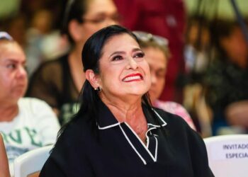 Diputada federal de Morena advierte que prohibición total de celulares en escuelas sería injusta y desproporcionada