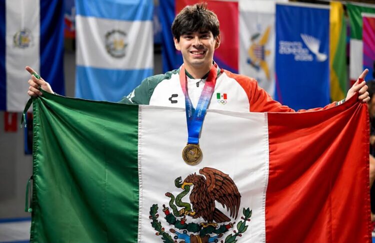 Estudiante de la UAT conquista el oro en esgrima en Santo Domingo 2026
