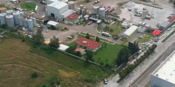 Gabinete de Seguridad asegura 800 mil litros de hidrocarburo y tractocamiones con equipo de cómputo en Puebla
