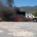 La Guardia Estatal atiende incendio de un tractocamión en un parador cercano a Tula