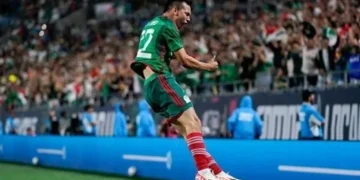 Rafa Márquez llama a ‘Chucky’ Lozano y a 29 más en su primera convocatoria como técnico del ‘Tri’ de México