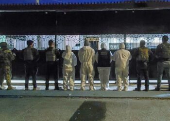 Militares y policías de la FGJET catean y aseguran en Reynosa  un ‘nido’ de acaparadores de básicos