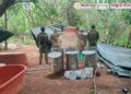 Autoridades inhabilitan laboratorio clandestino de metanfetamina en Sinaloa