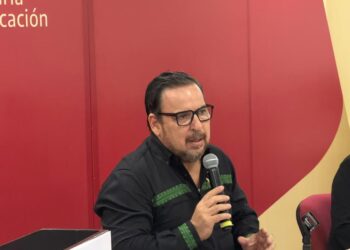 La SET presume avances locales frente a bajos resultados en la Prueba PISA