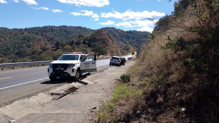 Atienden Ángeles Verdes a más de 3 mil 500 turistas en Tamaulipas