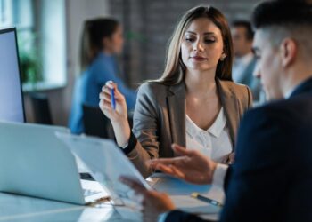 Cómo elegir a los mejores headhunters