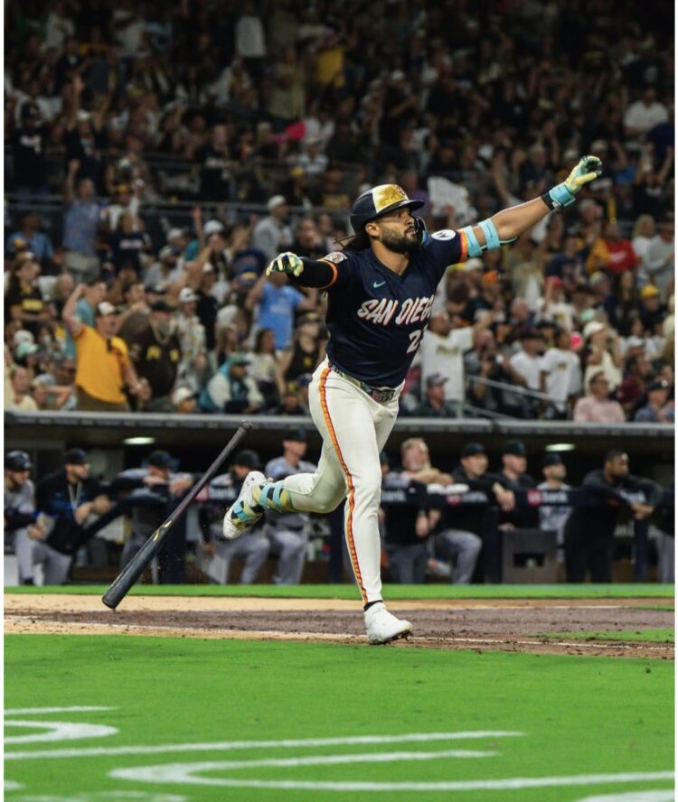 Padres se lanzan con todo por un lugar en playoffs