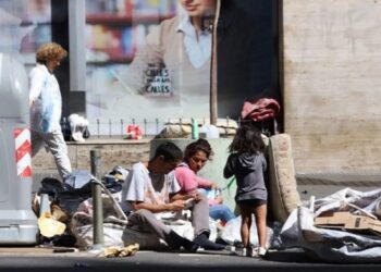 El derechista Javier Milei ya tiene en la pobreza a 15 millones de habitantes de Argentina; 7.5% son indigentes