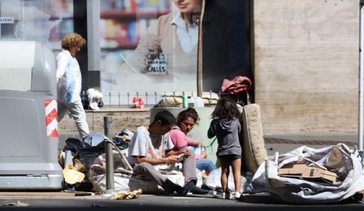 El derechista Javier Milei ya tiene en la pobreza a 15 millones de habitantes de Argentina; 7.5% son indigentes