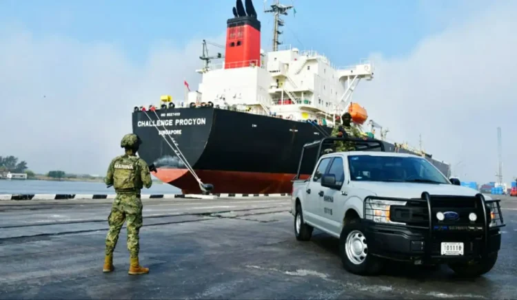 Buque asegurado en Tamaulipas, vórtice sobre el que giran mandos de la Marina, servidores públicos y aduanales: FGR
