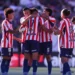 Chivas de Guadalajara gana 3-0 al Atlético de San Luis y escala al segundo lugar de la Liga MX