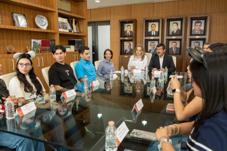 Afianza la UAT movilidad internacional de estudiantes en el programa Disney 2026